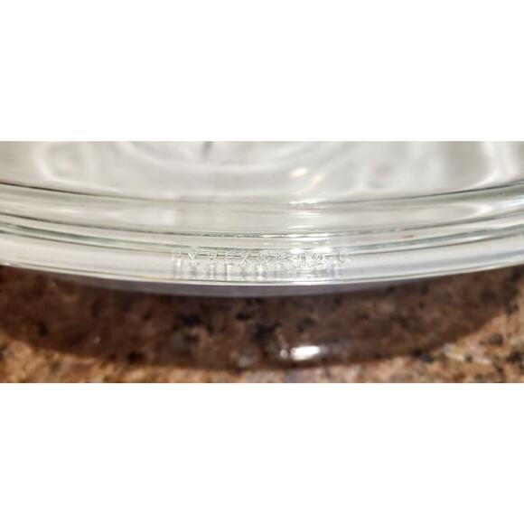 Corning Ware MW-16 10 x 10 White MicroMake Browning Dish w/ Lid - Picture 5 of 16